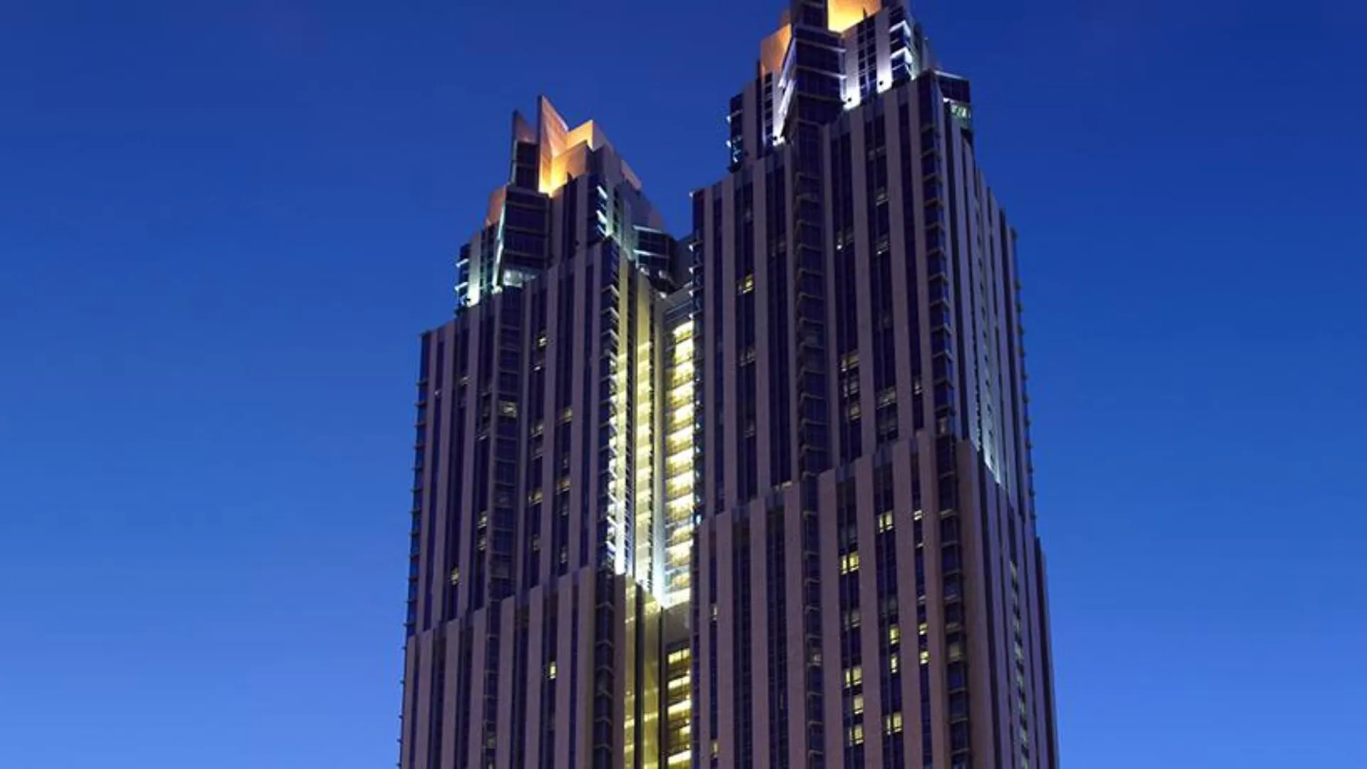 Shangri-La Dubai 5*,  Förenade Arabemiraten