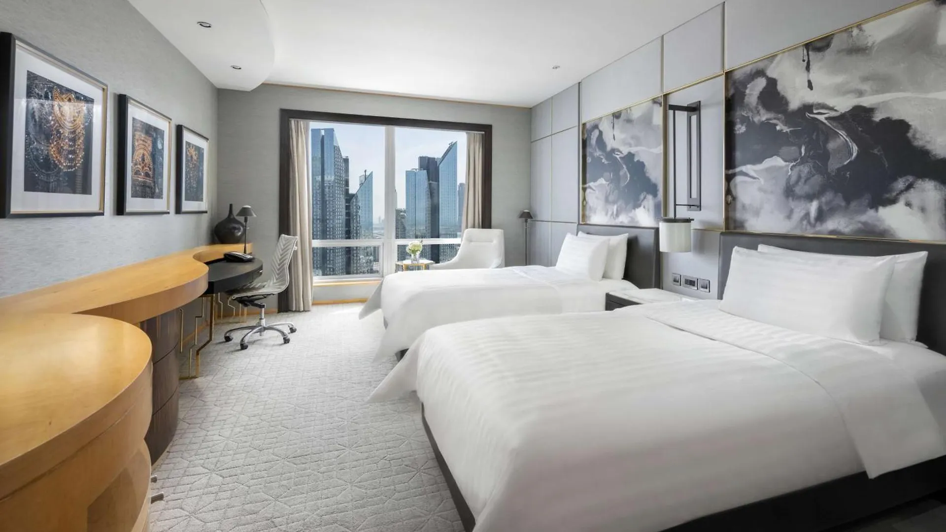 Shangri-La Dubai