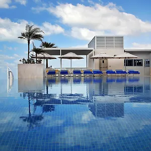 5* מלון Grand Cosmopolitan